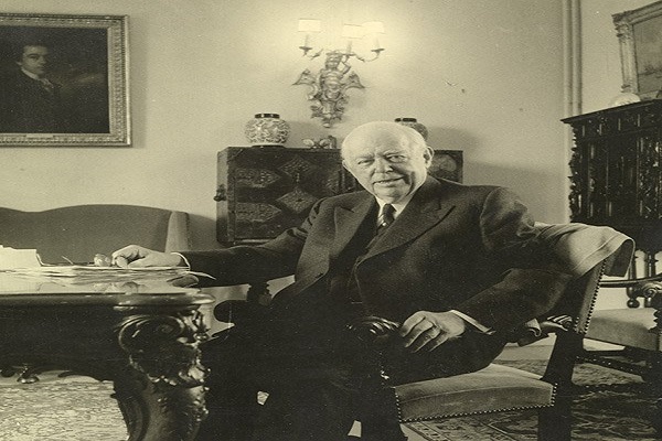 سِرآلفرد چستر بیتی