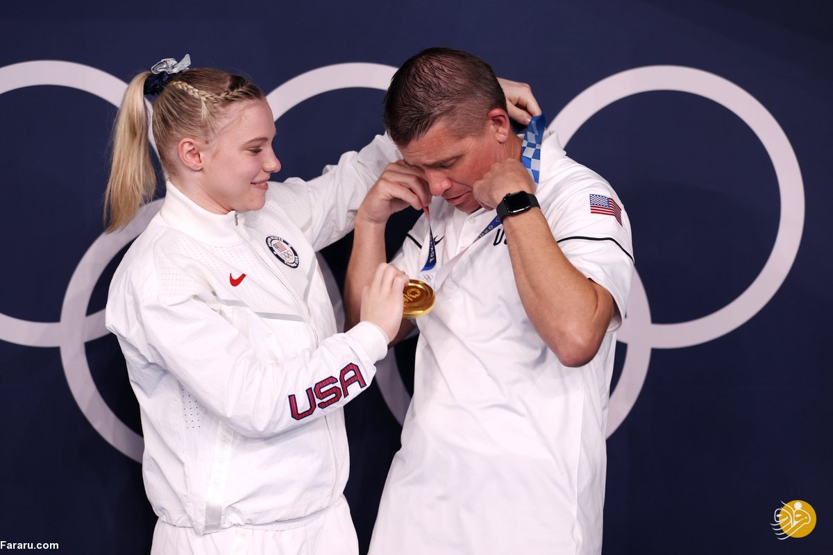 ​(عکس) طلایی که تقدیم به پدر شد