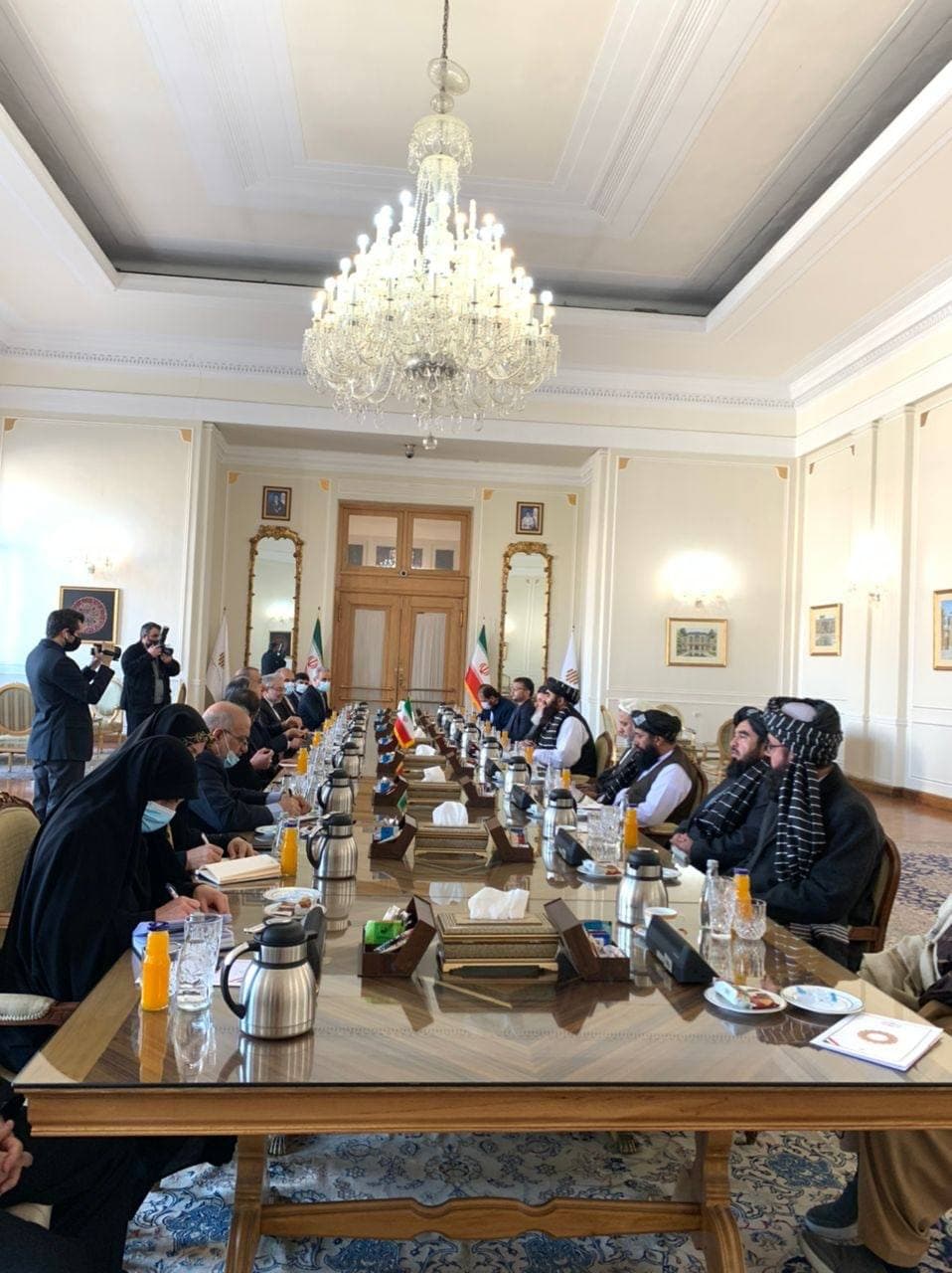 (تصویر) دیدار وزیر خارجه طالبان با امیرعبداللهیان