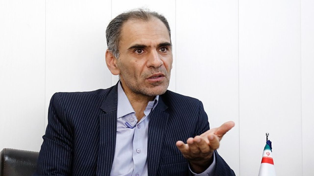 میرکاظمی از هر نئولیبرالی، نئولیبرالتر است/ اجرای چنین طرحهایی در تضاد با شعارهای دولت رئیسی است میرکاظمی از هر نئولیبرالی، نئولیبرالتر است/ اجرای چنین طرحهایی در تضاد با شعارهای دولت رئیسی است