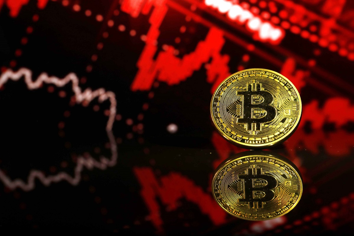 بیت کوین در مدار نزول؛ امیدی به بازگشت پادشاه وجود دارد؟
