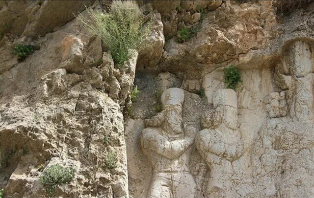 آثار تاریخی
