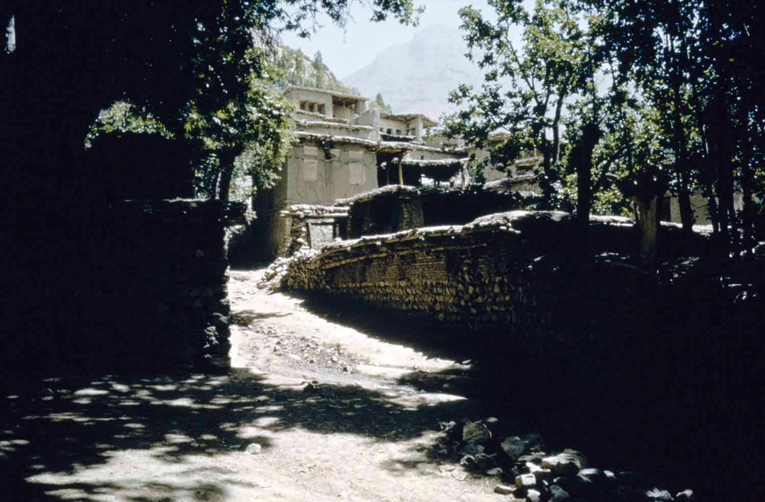 عکس‌هایی از ایران در دهه‌های سی و چهل شمسی