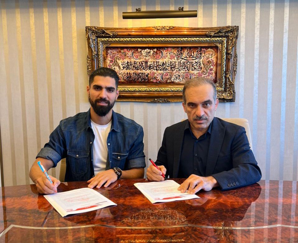 (عکس) هافبک پرسپولیسی‌ها به تراکتور پیوست