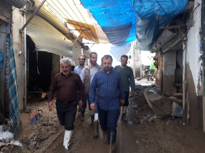(تصاویر) جنجالِ «پاچه‌های گِلی»!