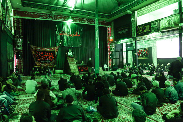 تکیه قدیمیِ «ری» 