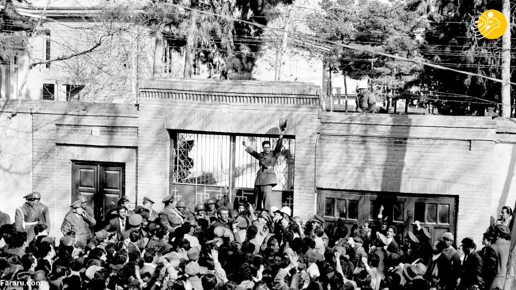 گزارش‌های زهرآگین از «سرزمین عجایب»؛ ایرانی‌های دروغگو، پیژامه پوش و تنبل!