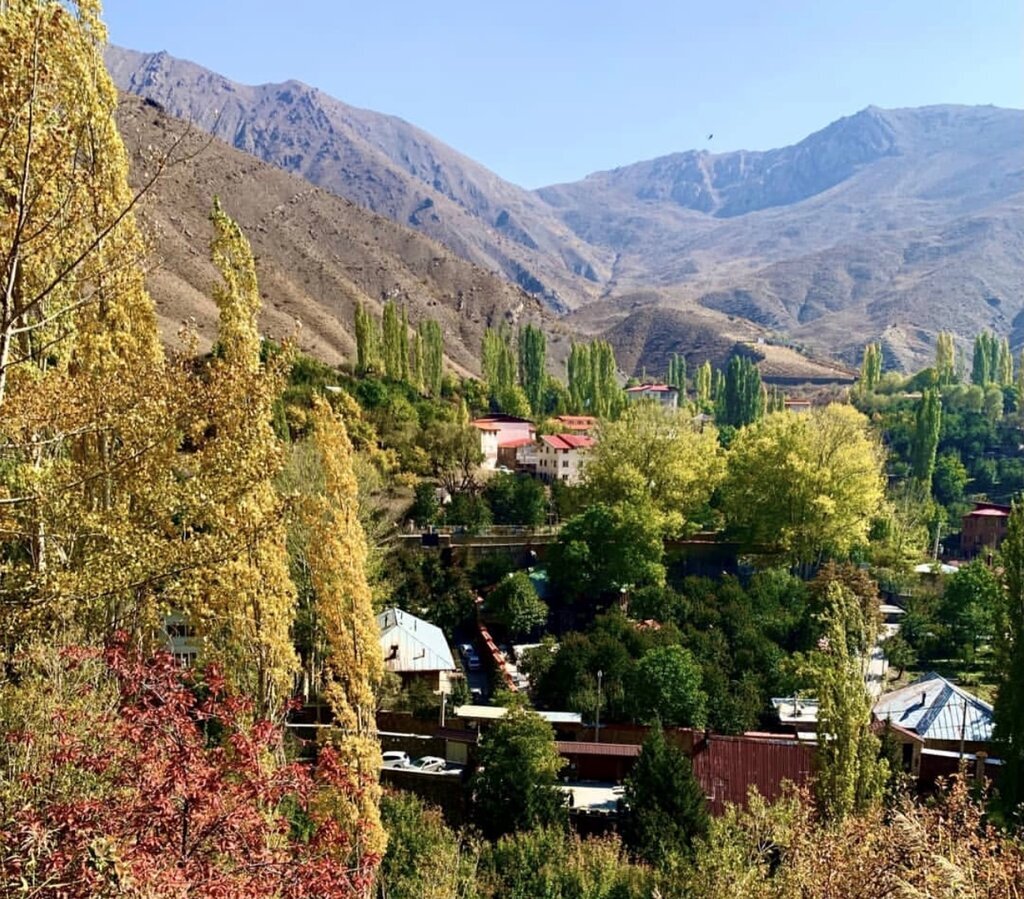 در این روستا آفتاب دیرتر غروب می‌کند!
