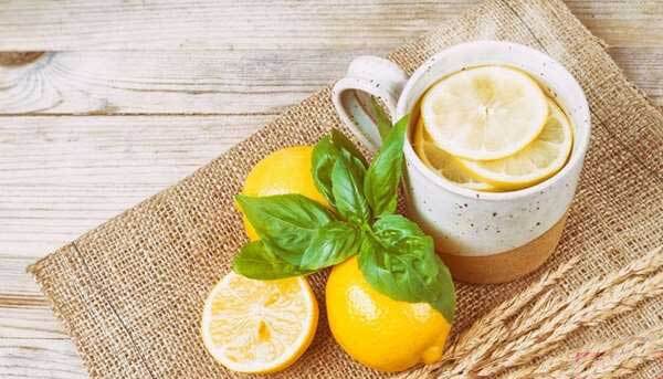 ۱۷ ترفند فوری و خوشمزه برای گرم شدن در خانه