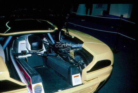 (تصاویر) باراموندا؛ یک خودروی عجیب با پیشرانه موتورسیکلت ب ام و