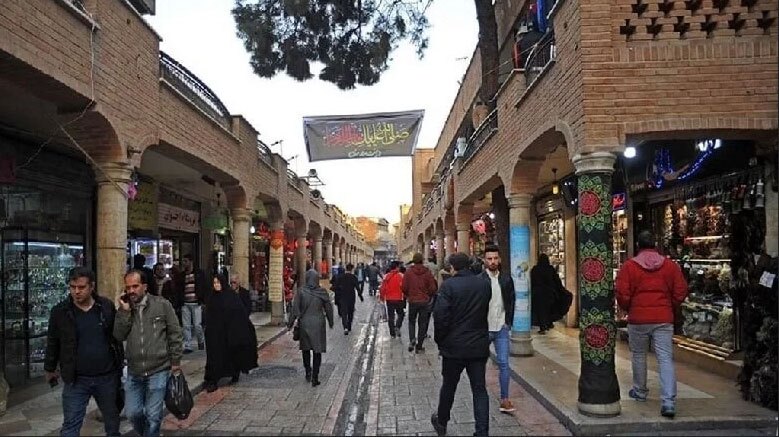 عشق شهریار و ثریا در این کوچه اتفاق افتاد!