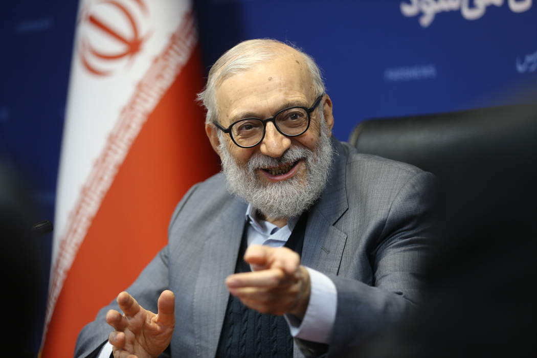 اتهام زنی جواد لاریجانی علیه علما پس از انتقادات اخیر از گرانی