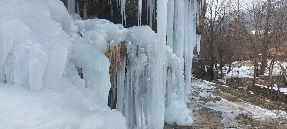 تصاویری از یخ زدن آبشار کندلوس