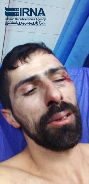 (عکس) حمله اراذل و اوباش به بازیکن تیم ملی