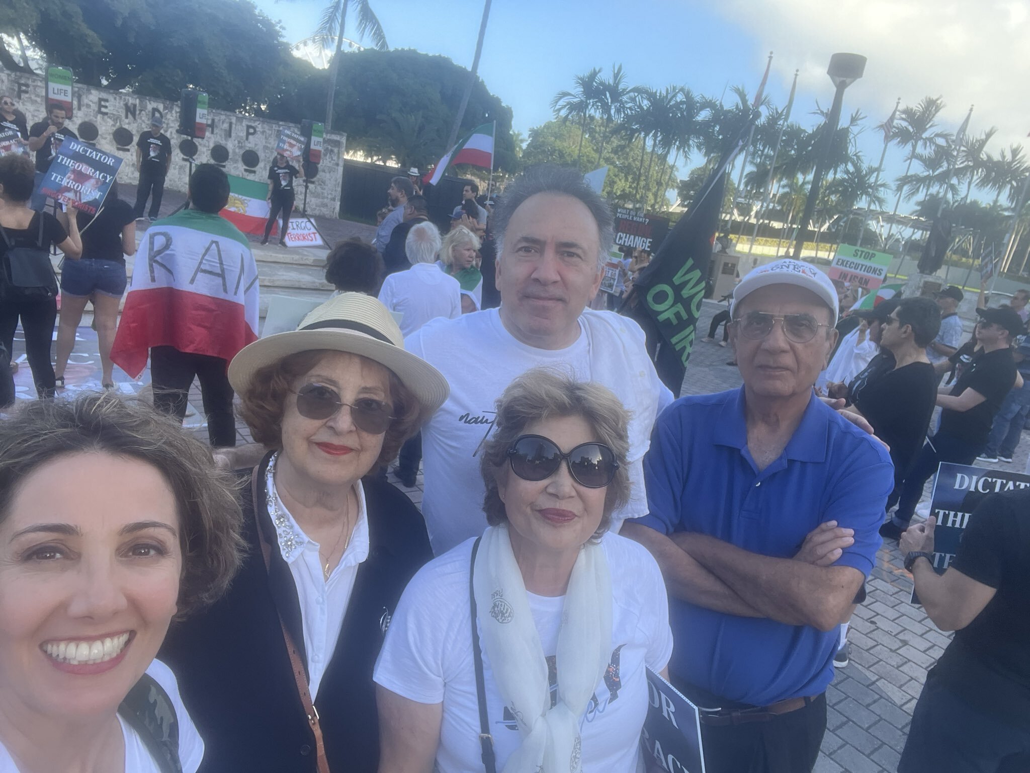 خط داغ اخبار روز یک‌شنبه ۲۳ بهمن ۱۴۰۱