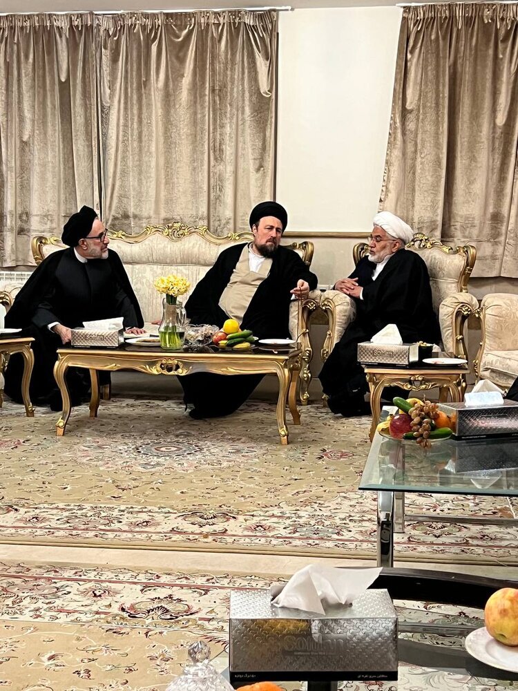 شبنشینی اصلاح طلبان