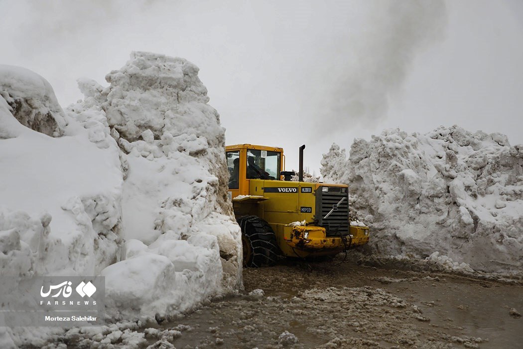 حجم سنگین برف در کوهرنگ