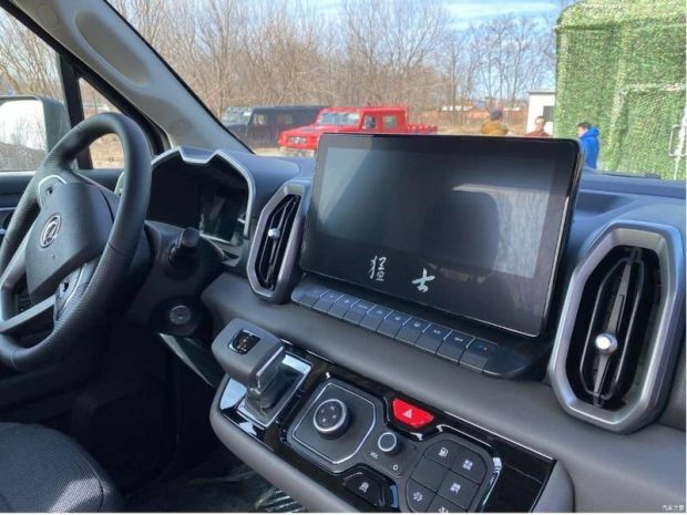 (تصاویر) معرفی کمپر دانگ فنگ واریور؛ این غول چهارچرخ چینی یک هتل متحرک است