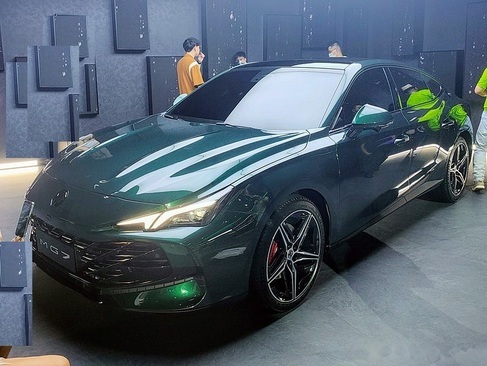 (تصاویر) ام جی ۷؛ فرمول زیبا و اسپرت سدان جدید چینی!