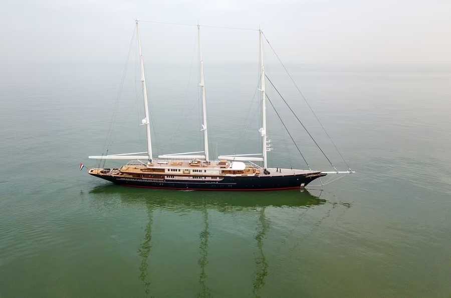 رونمایی از قایق فوق لوکسِ میلیاردر معروف