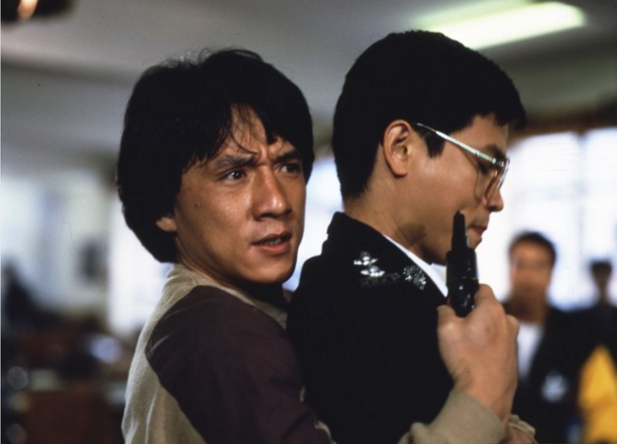 ۱۰ فیلم پر از اکشن جکی چان که احتمالاً ندیده‌اید؛ از The Armour Of God تا Shinjuku Incident//