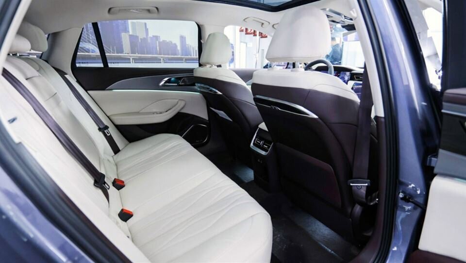 (تصاویر) شیک ترین ماشین چینی در بازار ایران؟