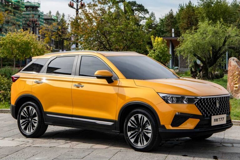 (عکس) خودرویی که لادا روسیه را دست به دامن چینی‌ها کرد!