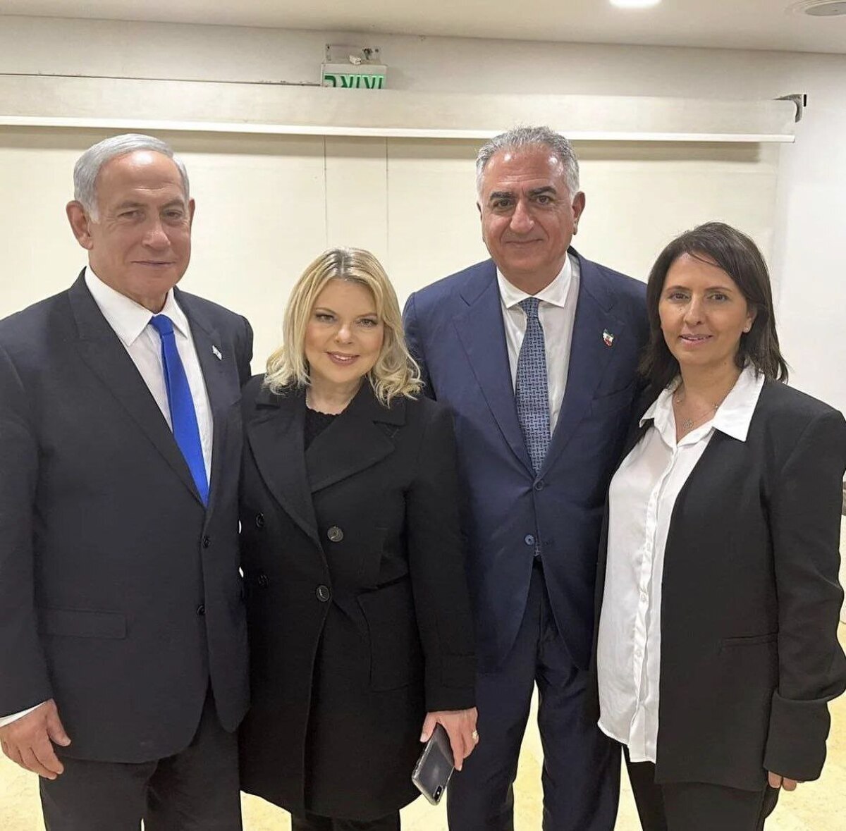 عکس یادگاری رضا پهلوی با نتانیاهو و همسرش
