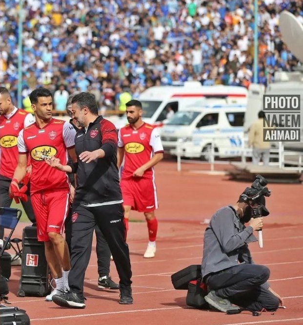 (عکس) رفتار زشت تماشاگران استقلال در دربی