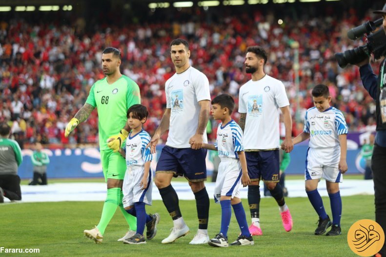 (عکس) کار قشنگ بازیکنان گل‌گهر در بازی با پرسپولیس