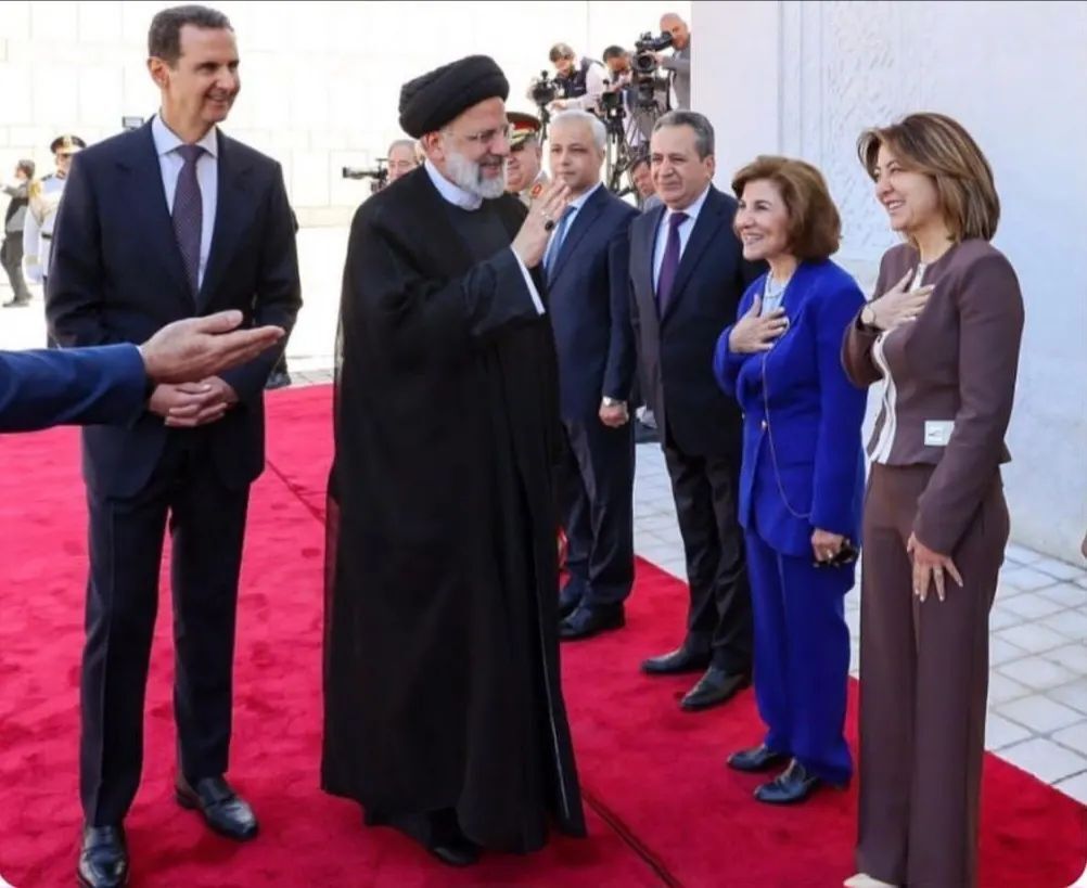 یادداشت پرویز پرستویی درباره عکس جنجالی رئیسی در سوریه