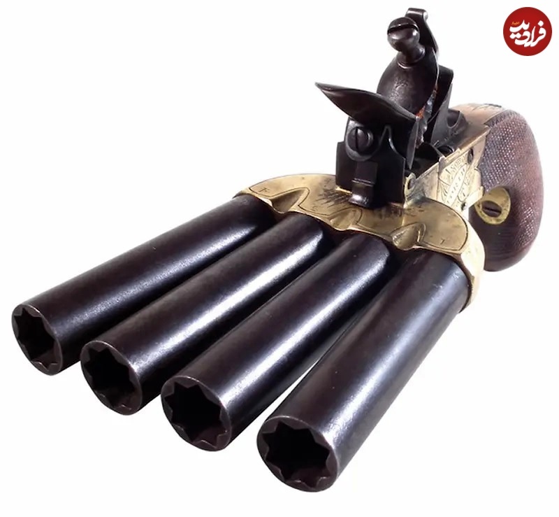 (تصاویر) عجیب‌ترین اسلحه‌های تاریخ؛ از تفنگ تقویم‌دار تا تپانچۀ ضد سگ!///