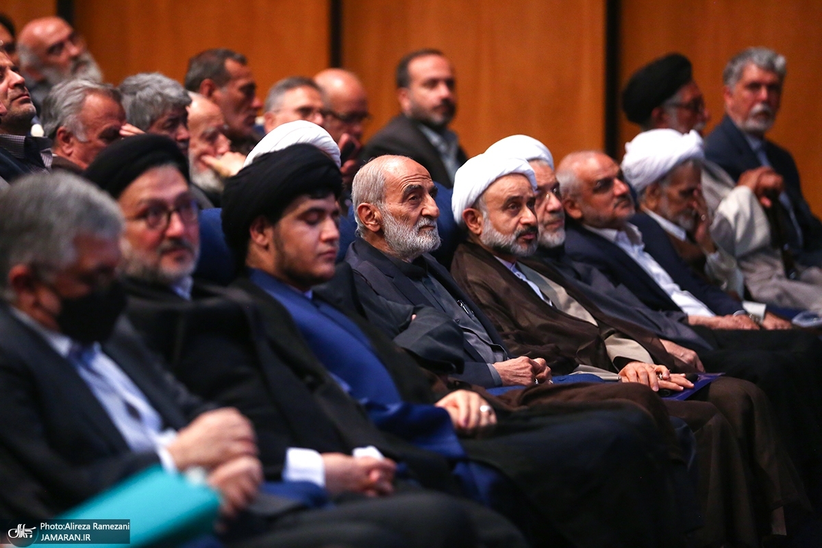 از حضور خاتمی تا خروج شریعتمداری!