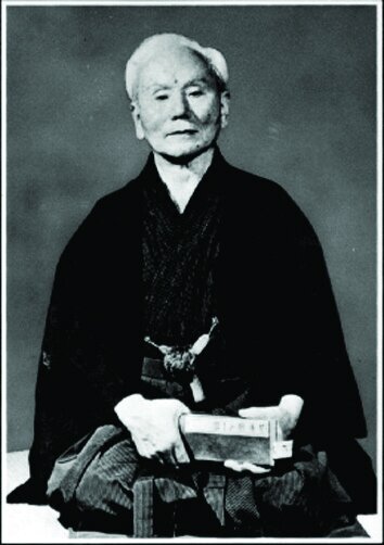 (تصاویر) قوی‌ترین مشت دنیا؛ این مرد با دو مشت گاوهای وحشی را می‌کشت