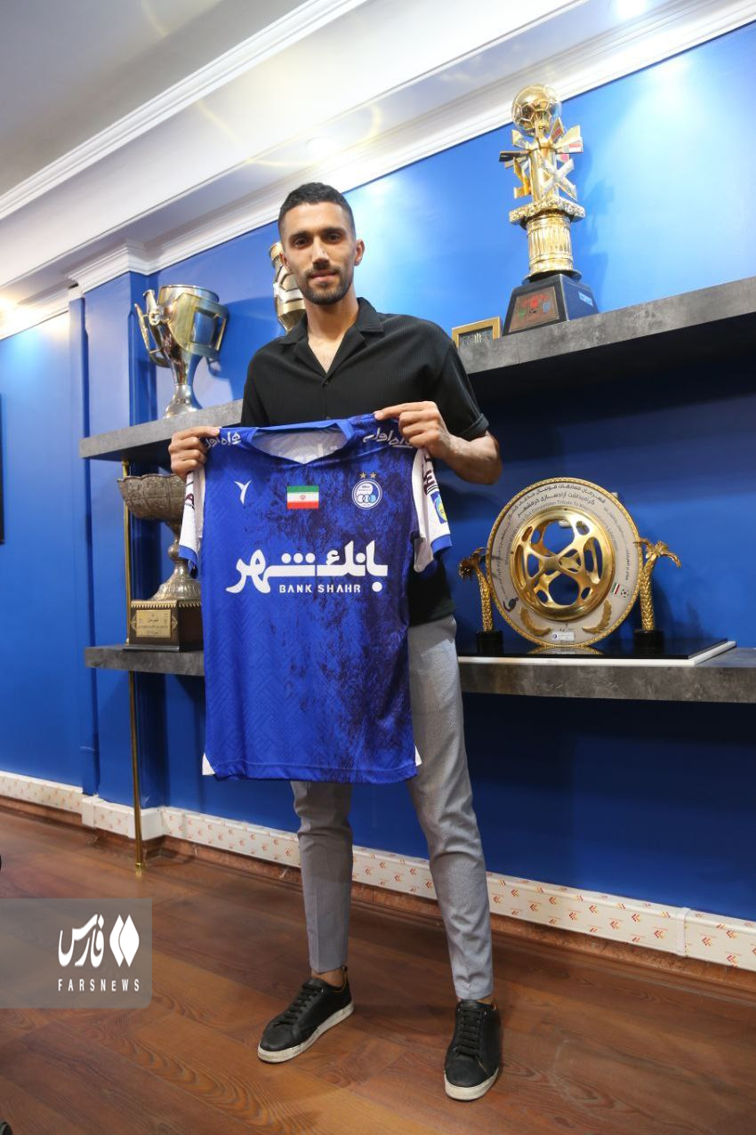 حسین حسینی در استقلال ماندنی شد
