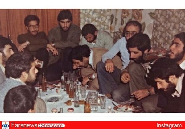 (تصویر) شام عروسی عزت‌الله ضرغامیو تیپ متفاوت آقای داماد