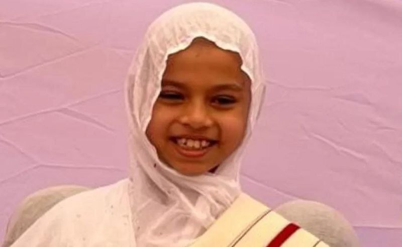 وارث ۸ ساله تاجر الماس که راهبه شد