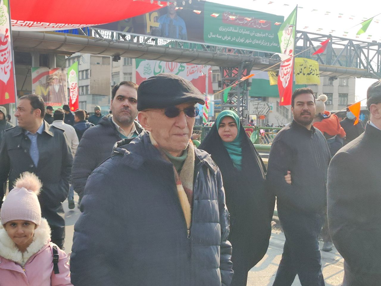 حضور شخصیت‌های مختلف در راهپیمایی ۲۲ بهمن در تهران