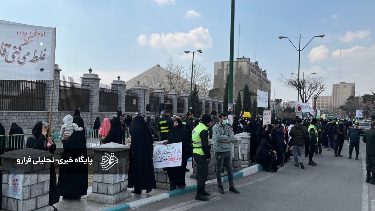 (تصاویر) تجمع کفنپوشان حامی قانون حجاب مقابل مجلس (تصاویر) تجمع کفنپوشان حامی قانون حجاب مقابل مجلس