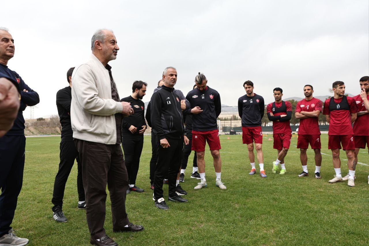 انتقاد درویش از هواداران پرسپولیس: من باید گل می‌زدم؟!