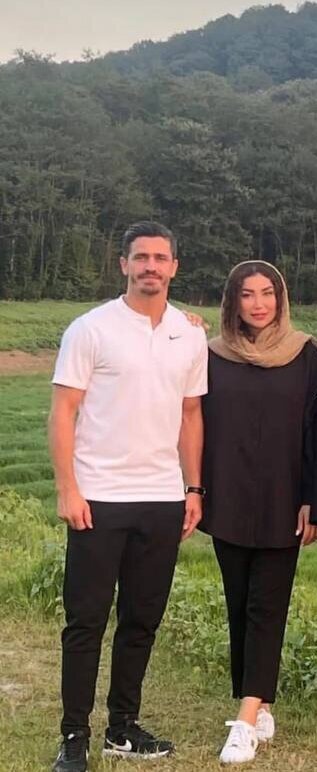 (عکس) جدیدترین تصویر از وریا غفوری در کنار و همسرش در روز‌های بازنشستگی