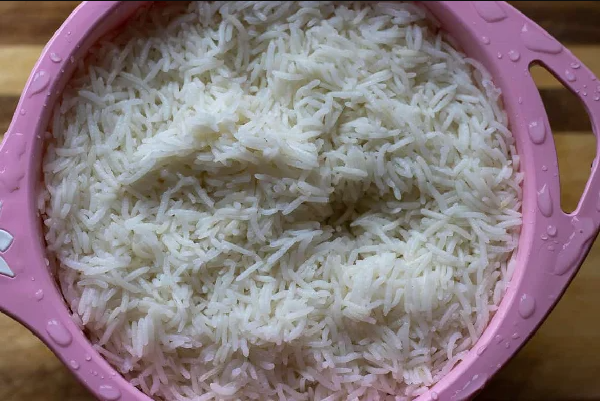 طرز تهیه زرشک پلو با مرغ مجلسی رستورانی – تصویری + تمام نکات