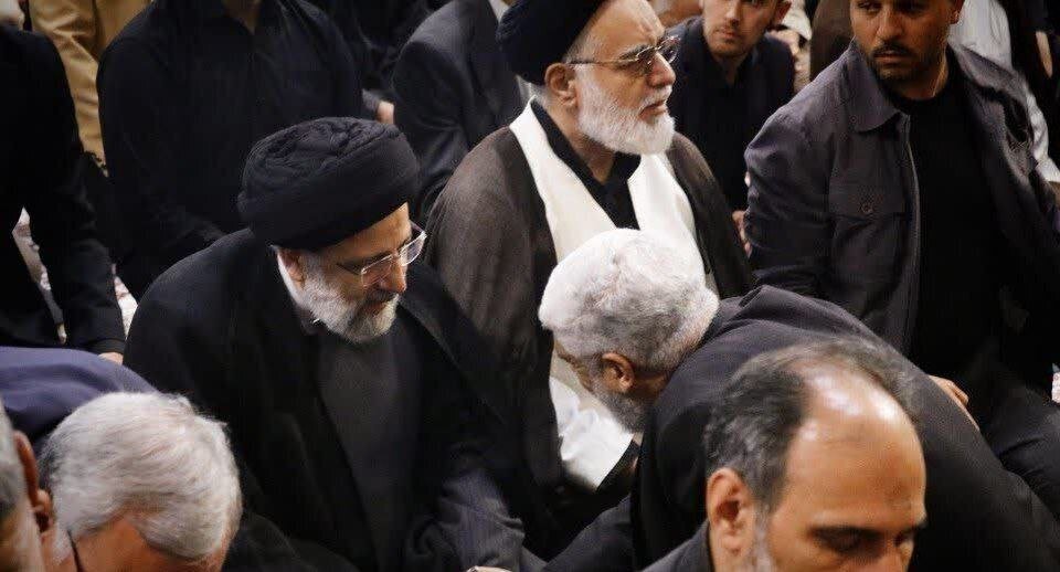 ابراهیم رئیسی در نماز جمعه مشهد