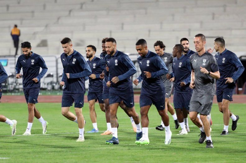 الهلال به شایعات پایان داد؛ با نساجی بازی می‌کنیم