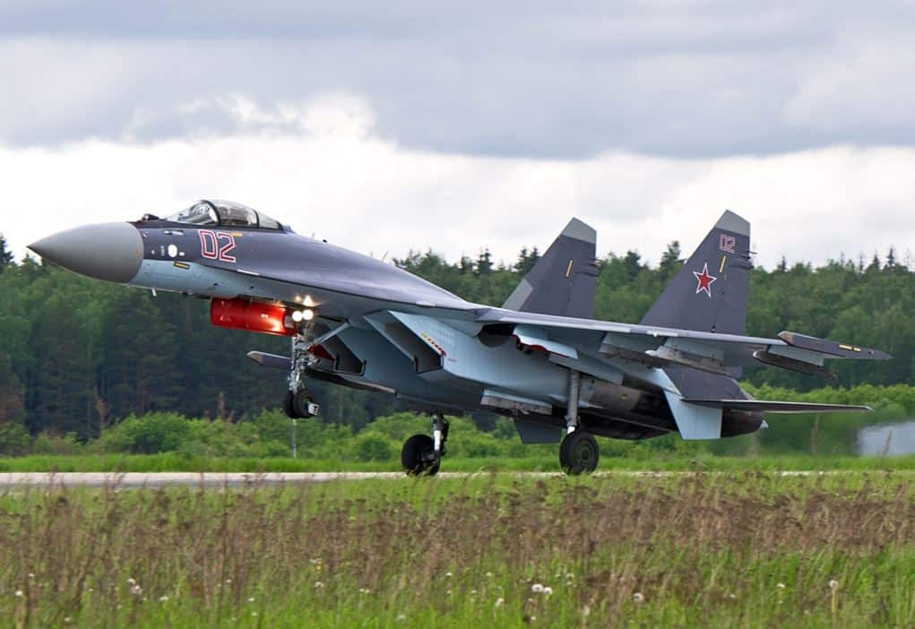 (تصاویر) مقایسه JAS-۳۹ Gripen و Sukhoi SU-۳۵؛ جنگنده سوئدی بهتر است یا روسی؟