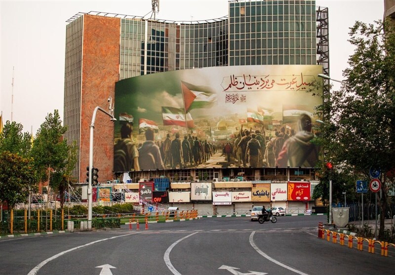 دیوارنگاره جدید میدان ولیعصر (عج) رونمایی شد