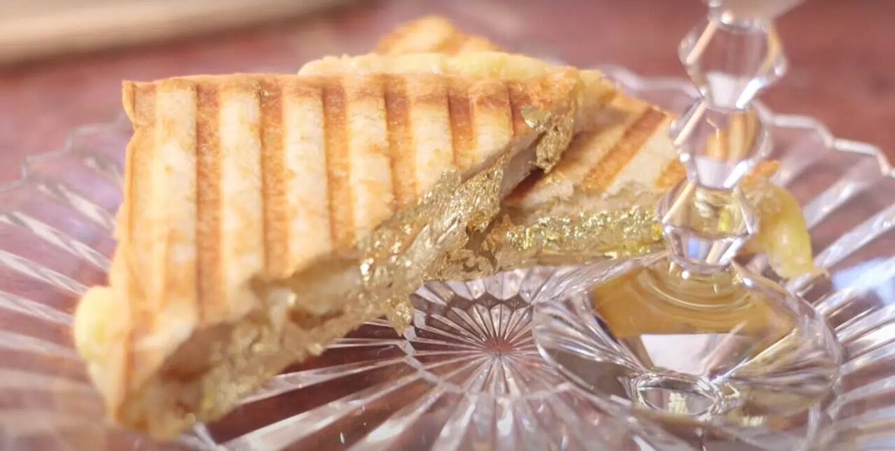 (عکس) گران‌ترین خوراکی‌های جهان؛ از پنیر یک و نیم میلیارد تومانی تا ساندویچ ۱۰ میلیون تومانی