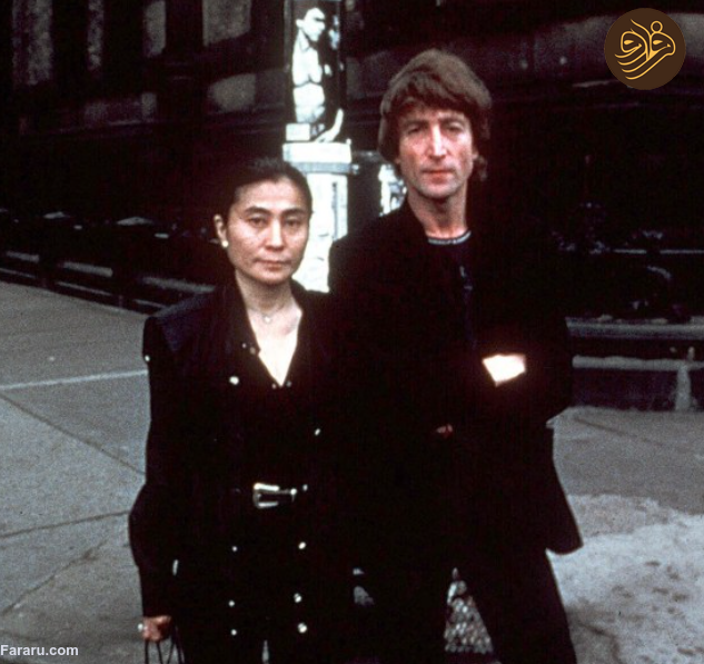 چه چیزی این مرد را به سوی قتل جان لنون سوق داد؟/ بررسی مجدد پرونده قتل جان لنون در یک مستند/ آیا قاتل جان لنون توسط اف بی آی شستشوی مغزی داده شده بود؟ چگونه ماموران پلیس در صحنه قتل فکر کردند قاتل جان لنون قتل را از پیش برنامه ریزی کرده بود/ افشای فایل صوتی قاتل جان لنون با وکلایش؛ او جان لنون را یک پولدار ریاکار می دانست که مردم را به ساده زیستی تشویق می کرد (از دو روز پیش مستند در حال پخشه)