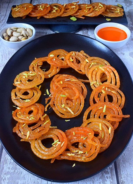 طرز تهیه شیرینی جلبی به روش های متفاوت