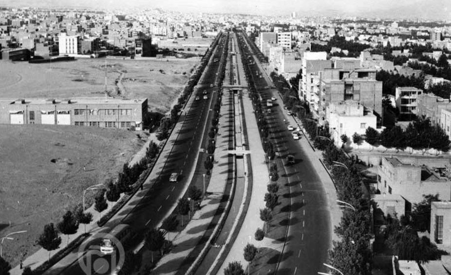خواندنی‌ترین روایت درباره یکی از زیباترین خیابان‌های تهران | روزی که شاه کلید طلایی پایتخت را تقدیم ملکه انگلیس کرد